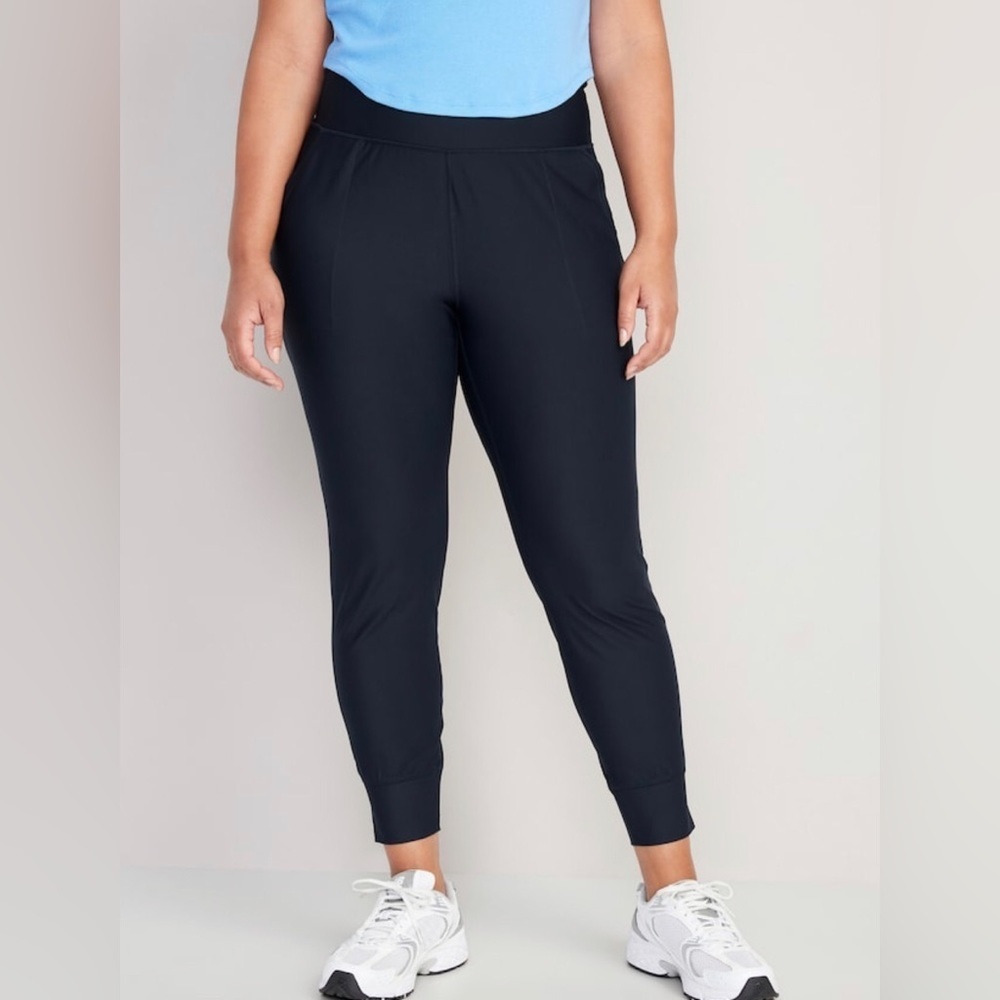 NWT! Navy High-Waisted PowerSoft 7/8-Length Joggers - Size 2X💎 - Picture 4 of 9